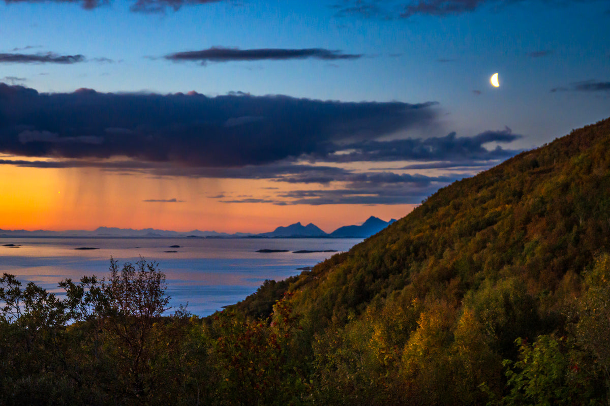 Bodo Sunset, Loften, Norway