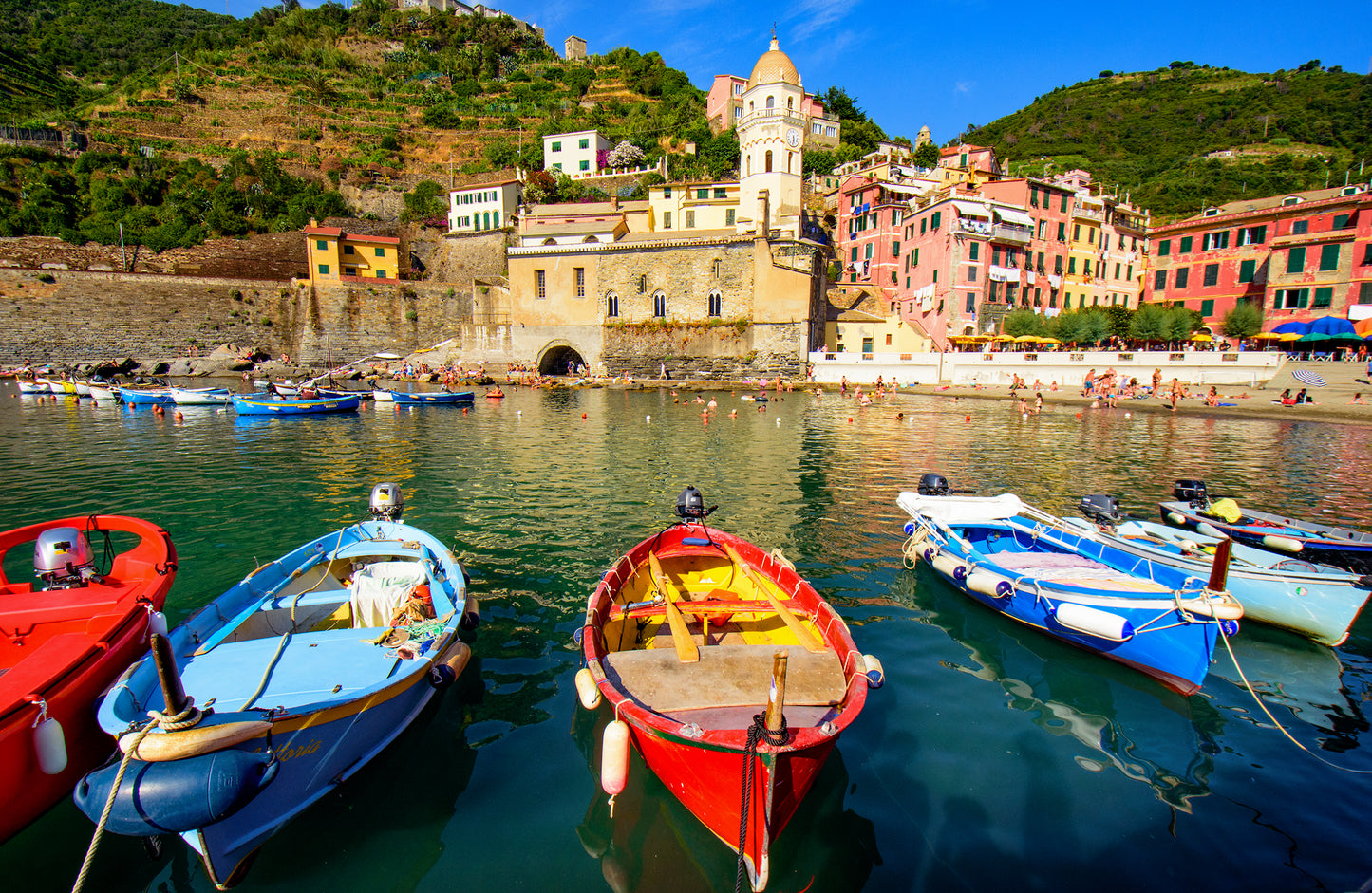 Harbor of Vernazza, Cinque Terre, Italy