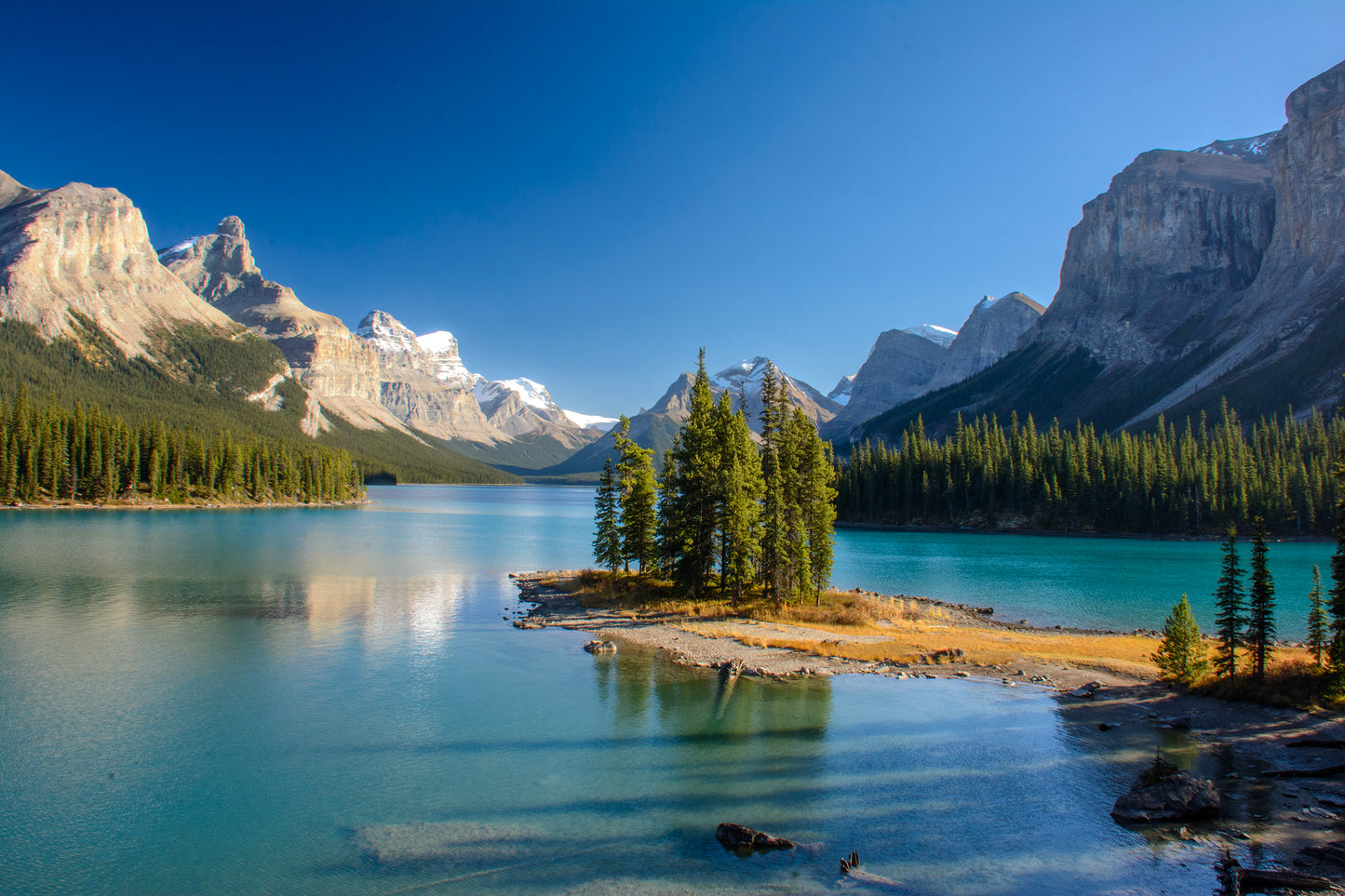 Spirit Island, Maligne Lake, Jasper, Canada