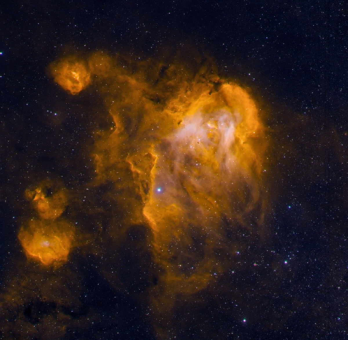 Running Chicken Nebula, Ic2498